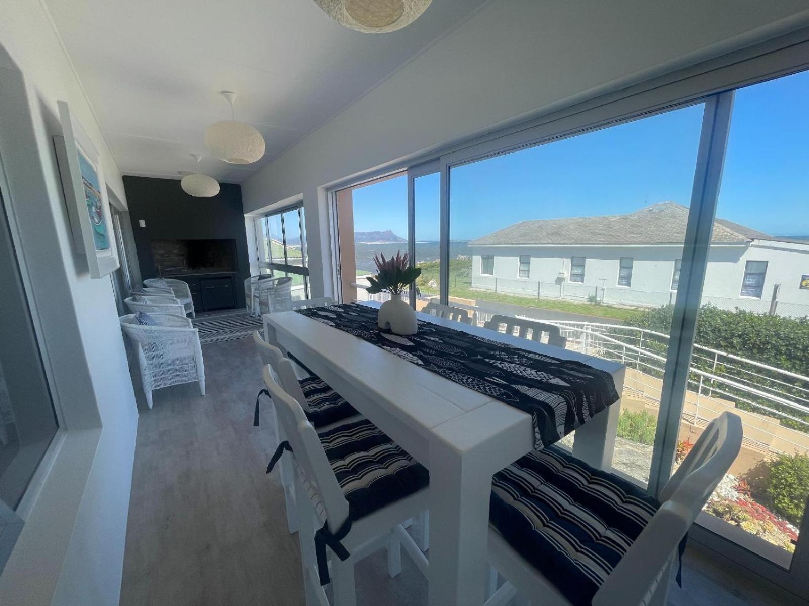 Hotel Footprints In Kleinmond Chambre photo